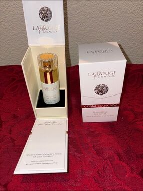 La Rouge Pierre Illuminating Eye Serum